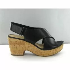 Clarks Nu Pieds Et Sandales Maritsara Lara Noir