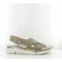 Clarks Nu Pieds Et Sandales Tri Alexia Or